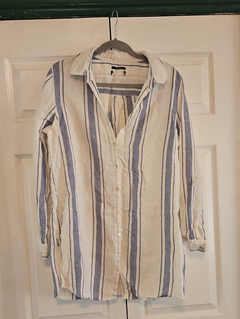 Lightweight Blue and White Striped Button-Up Tunic